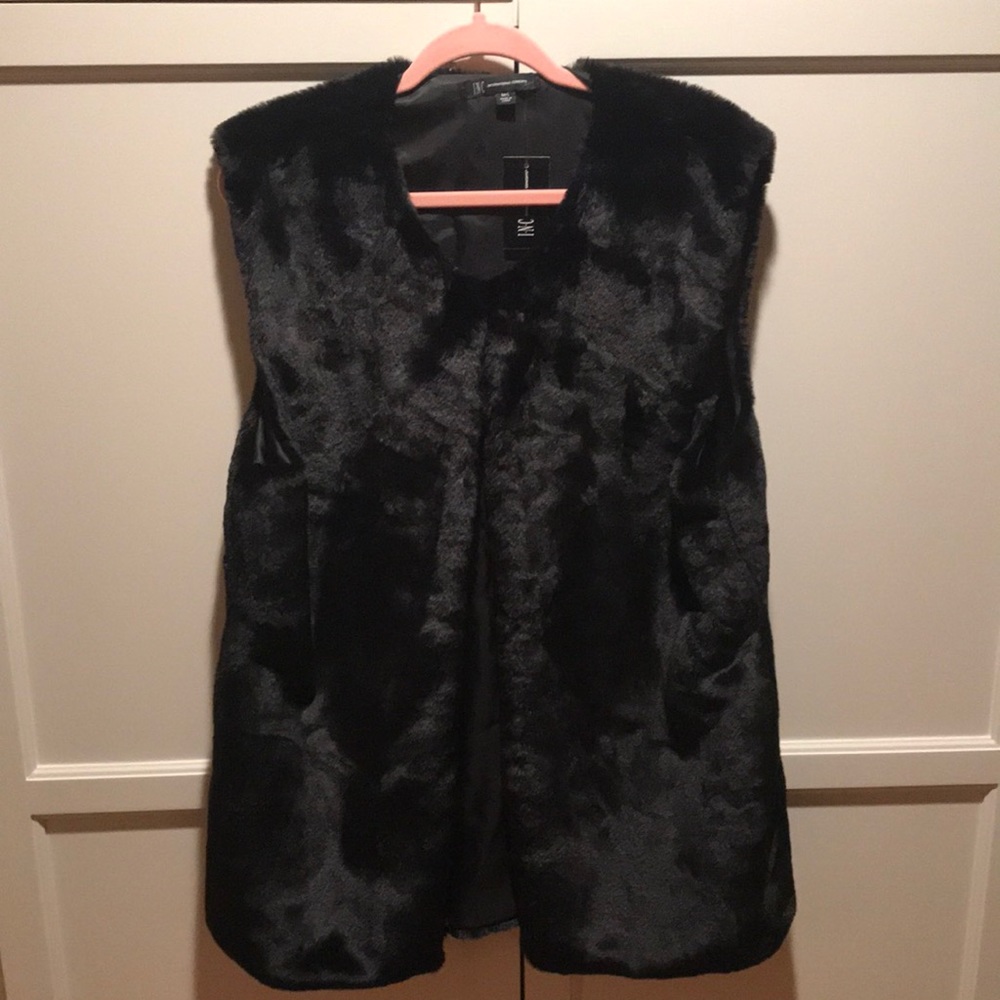 Faux Fur INC Black full length vest Size M/L